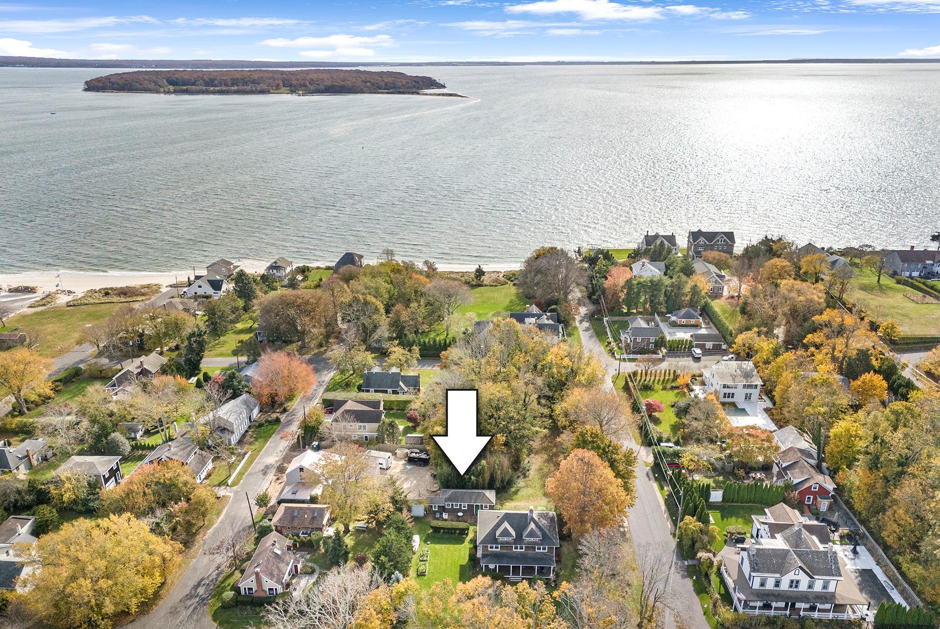 16640 Main Street, New Suffolk NY