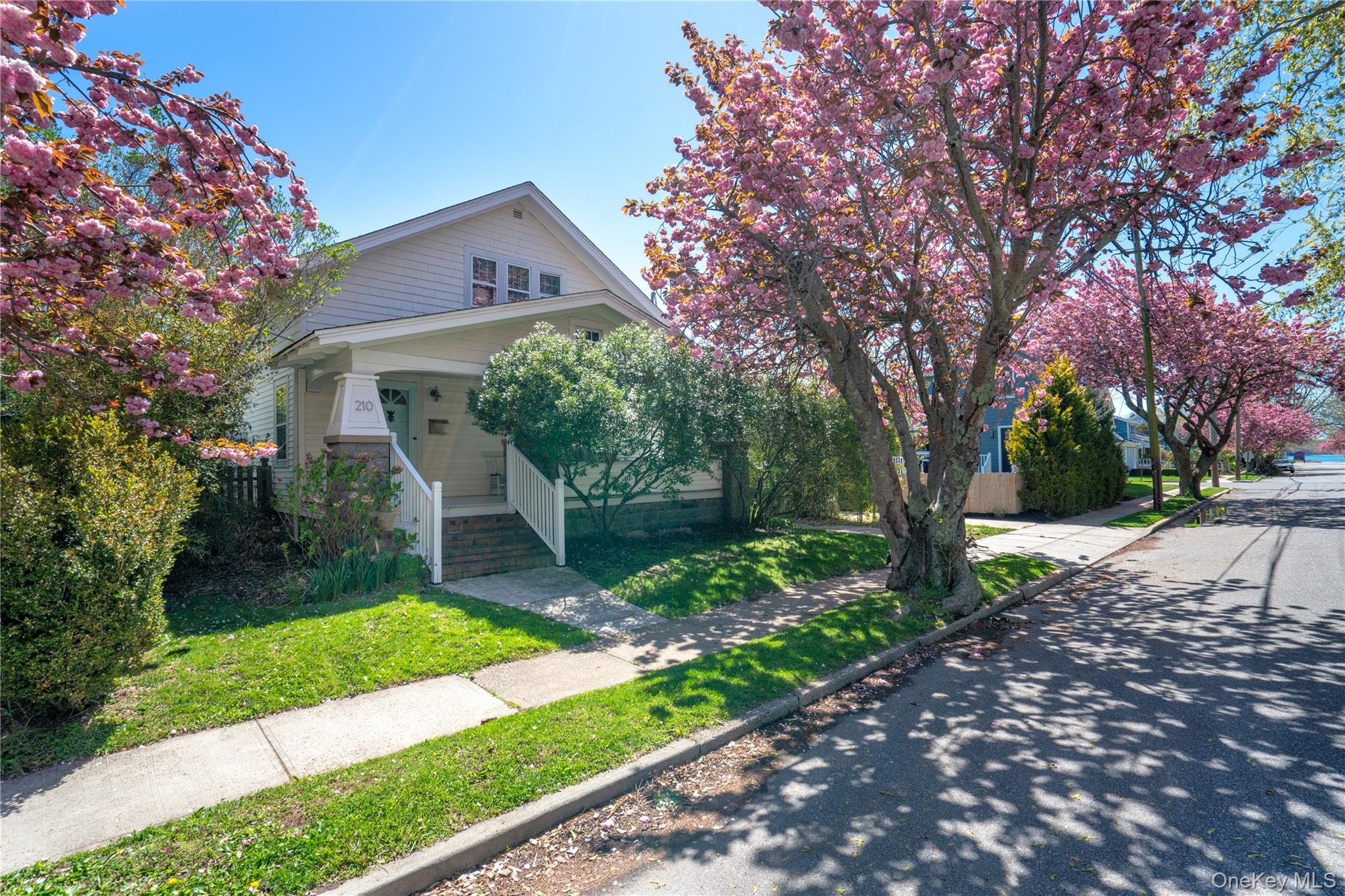 210 5th Street, Greenport NY
