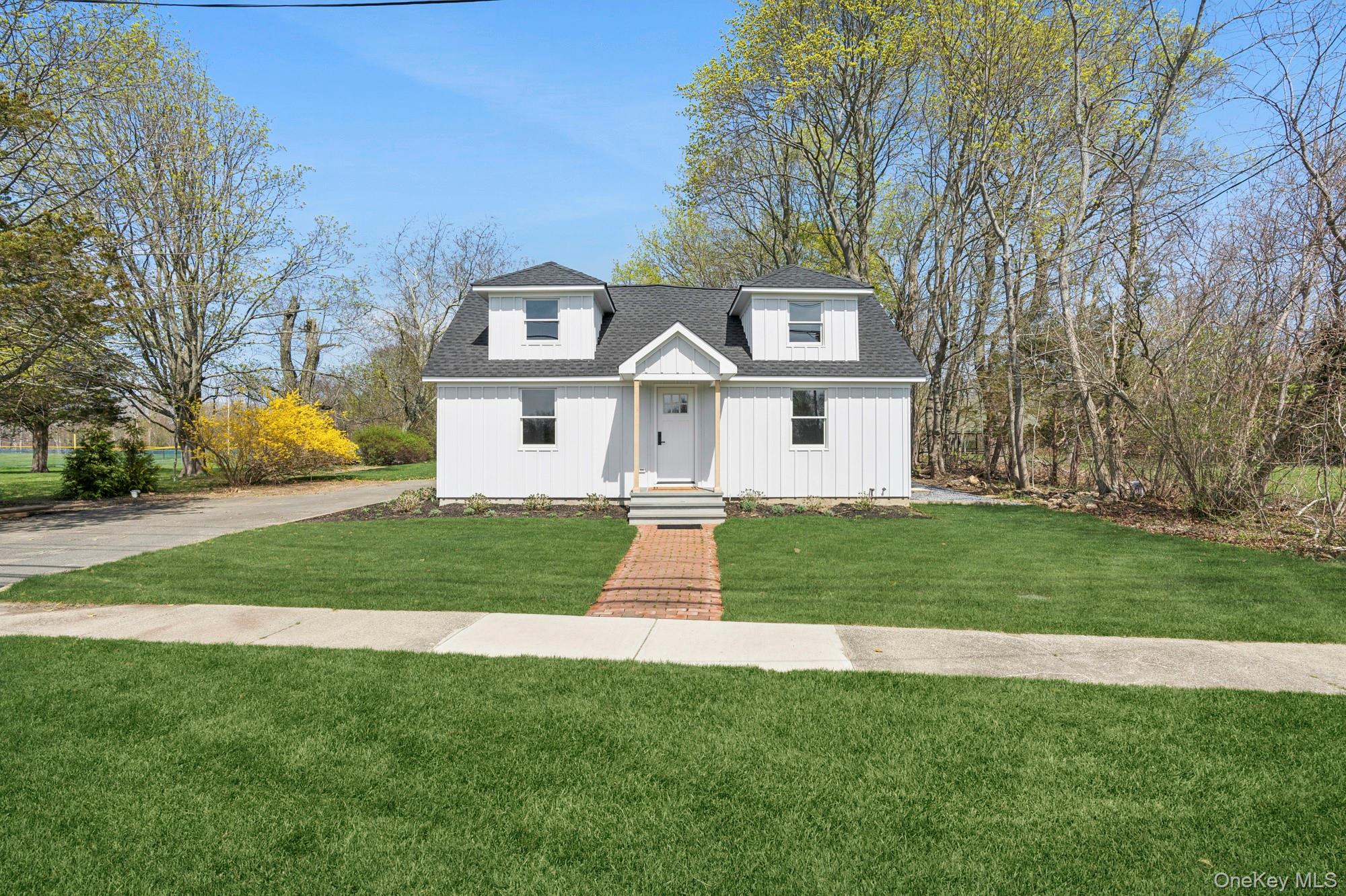 5075 Main Road, Laurel NY