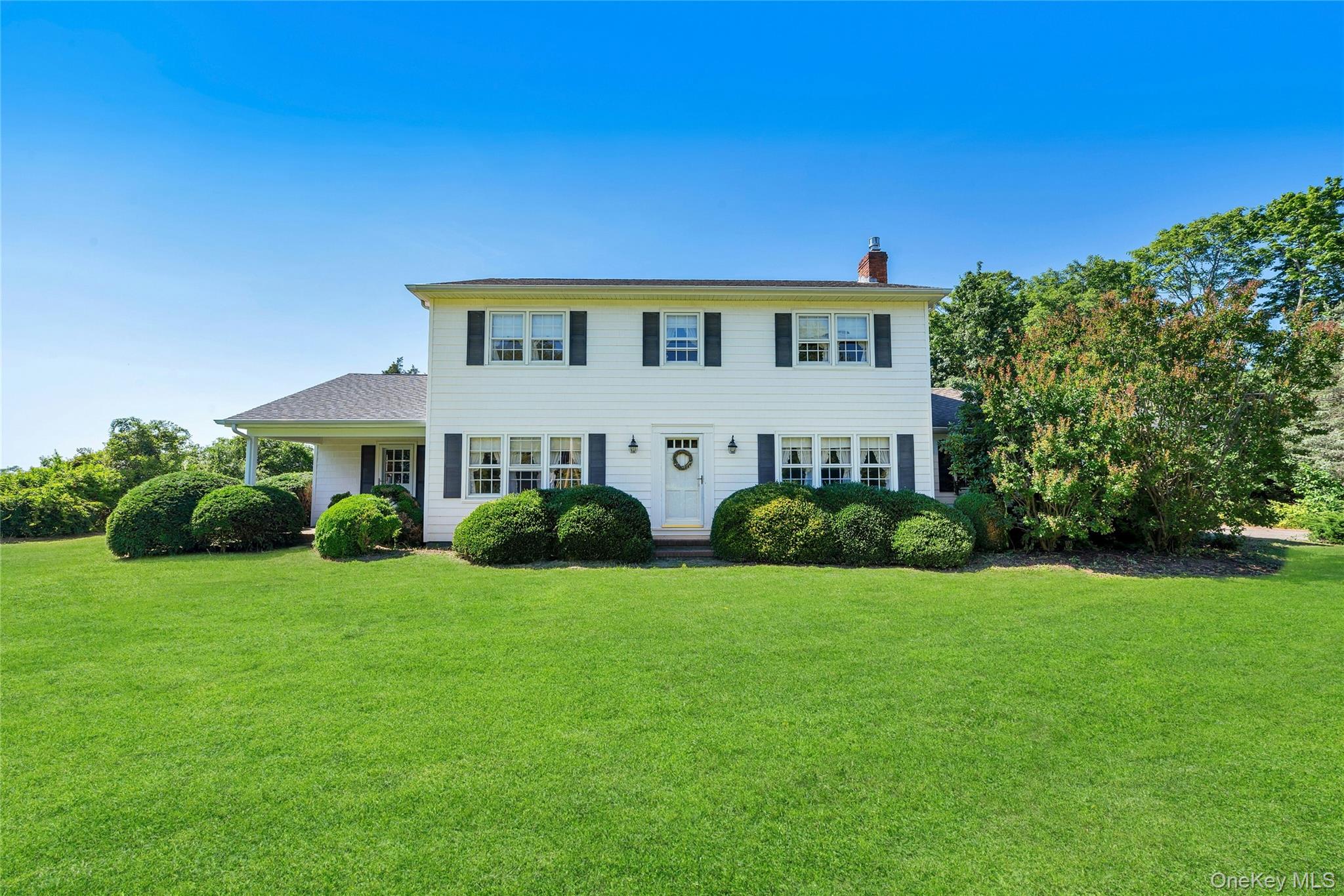 865 Peconic Bay Boulevard, Laurel NY