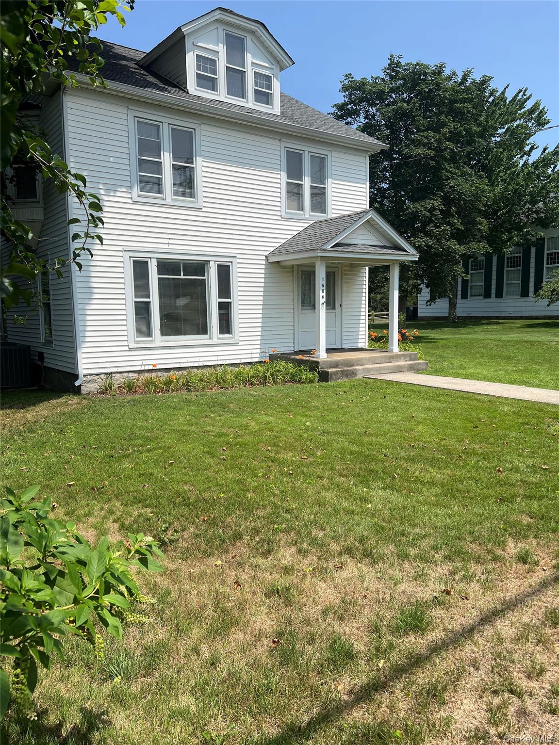 1586 Main Road, Jamesport NY
