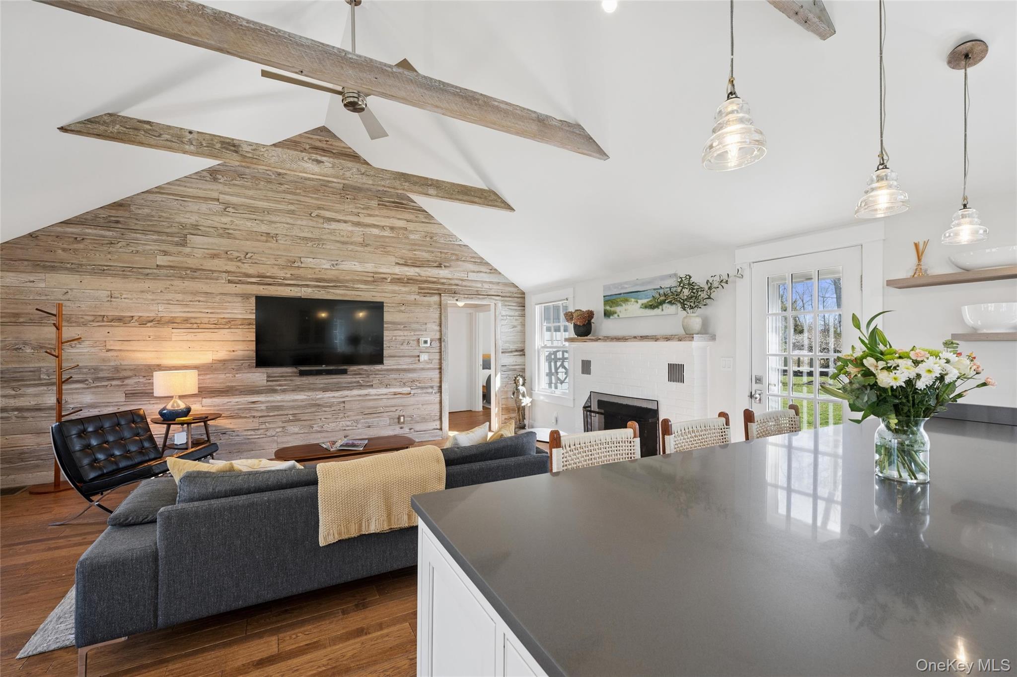 250 Oak Road, New Suffolk NY