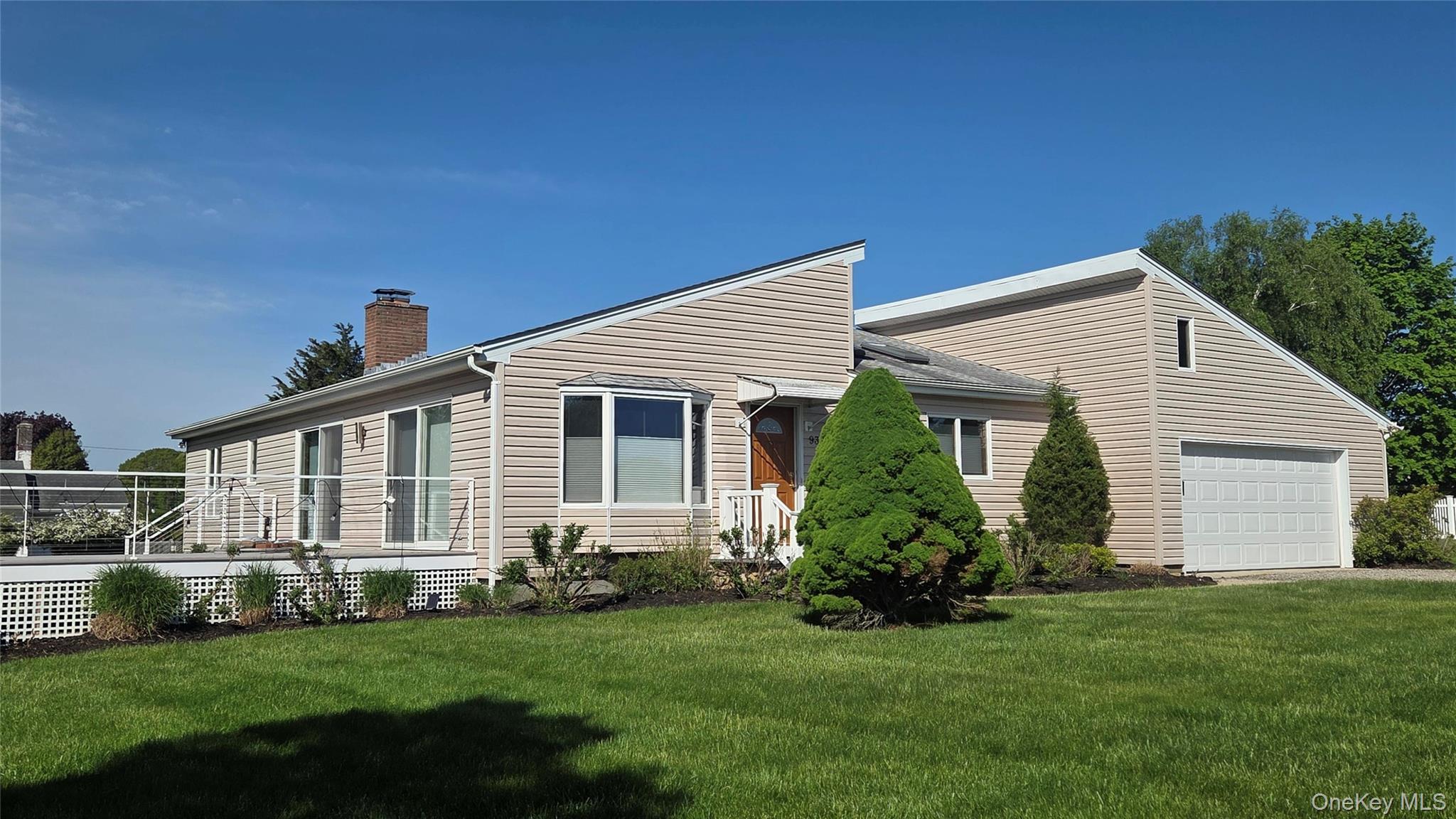930 Cedar Lane, East Marion NY