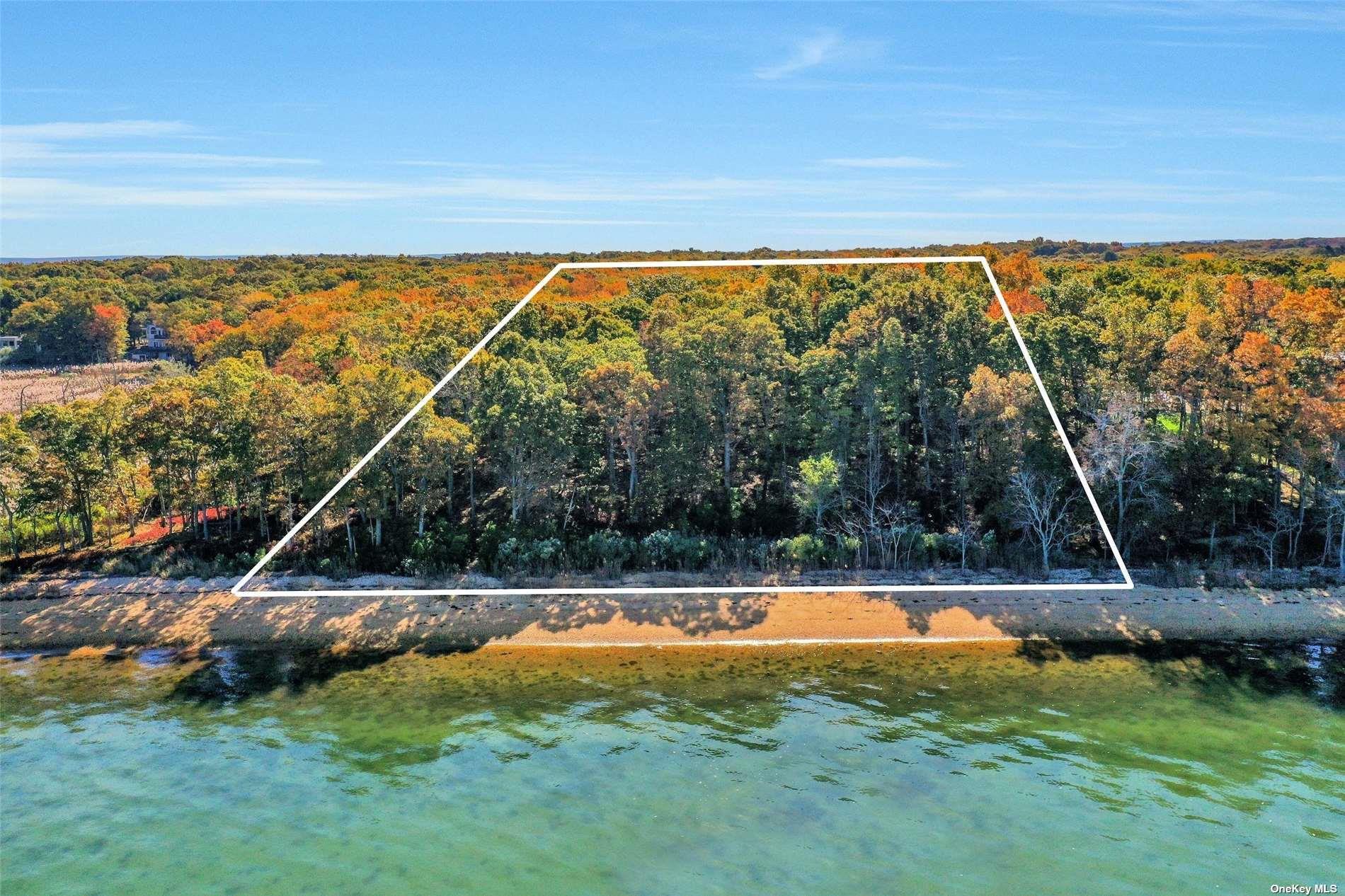 11535 N Bayview Road, Southold NY