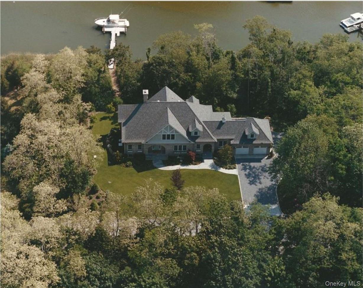 190 Jackson Landing, Mattituck NY