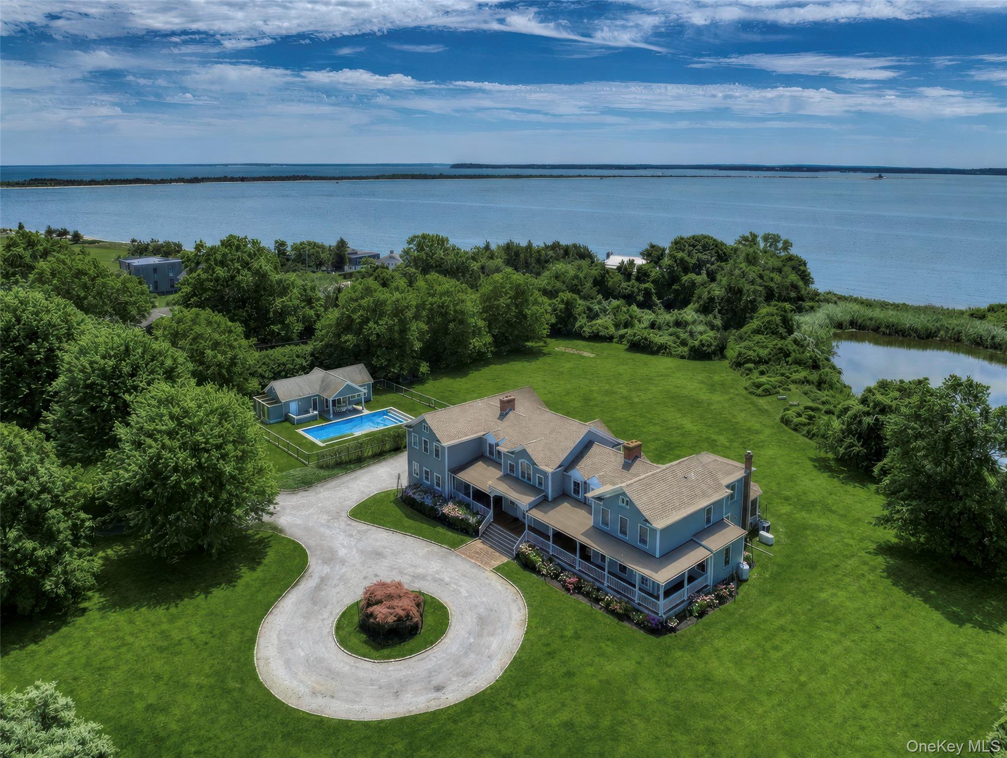 1600 King Street, Orient NY