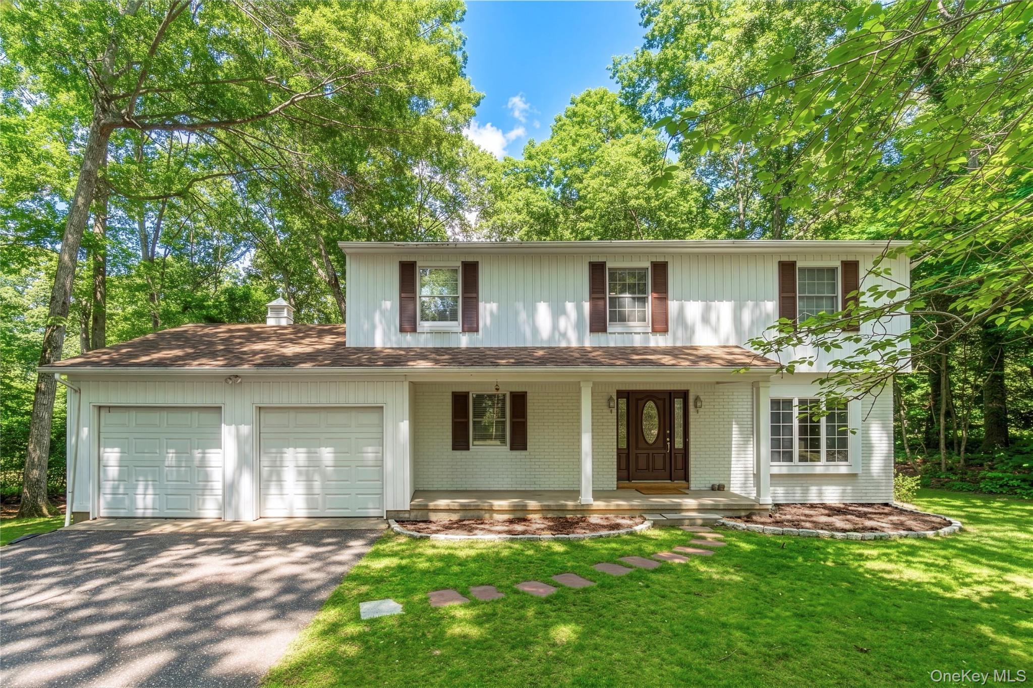 1540 Laurelwood Drive, Laurel NY