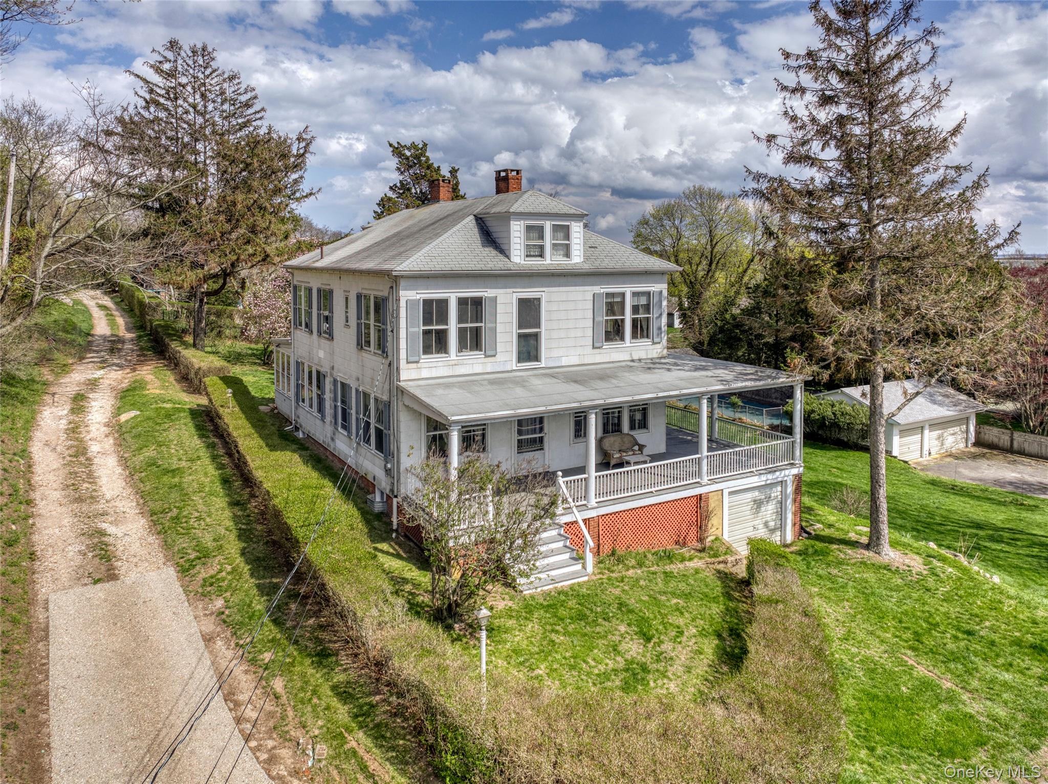 100 Maple Lane, Orient NY