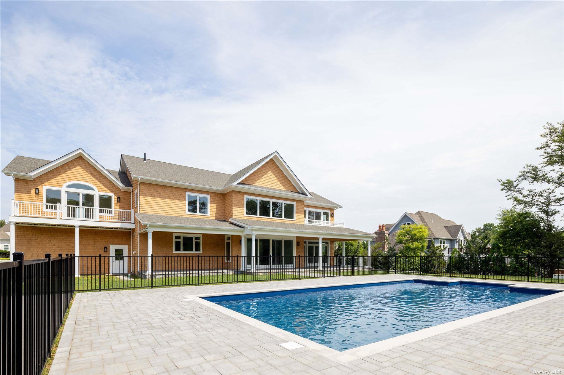 150 N Hillcrest Drive, Orient NY