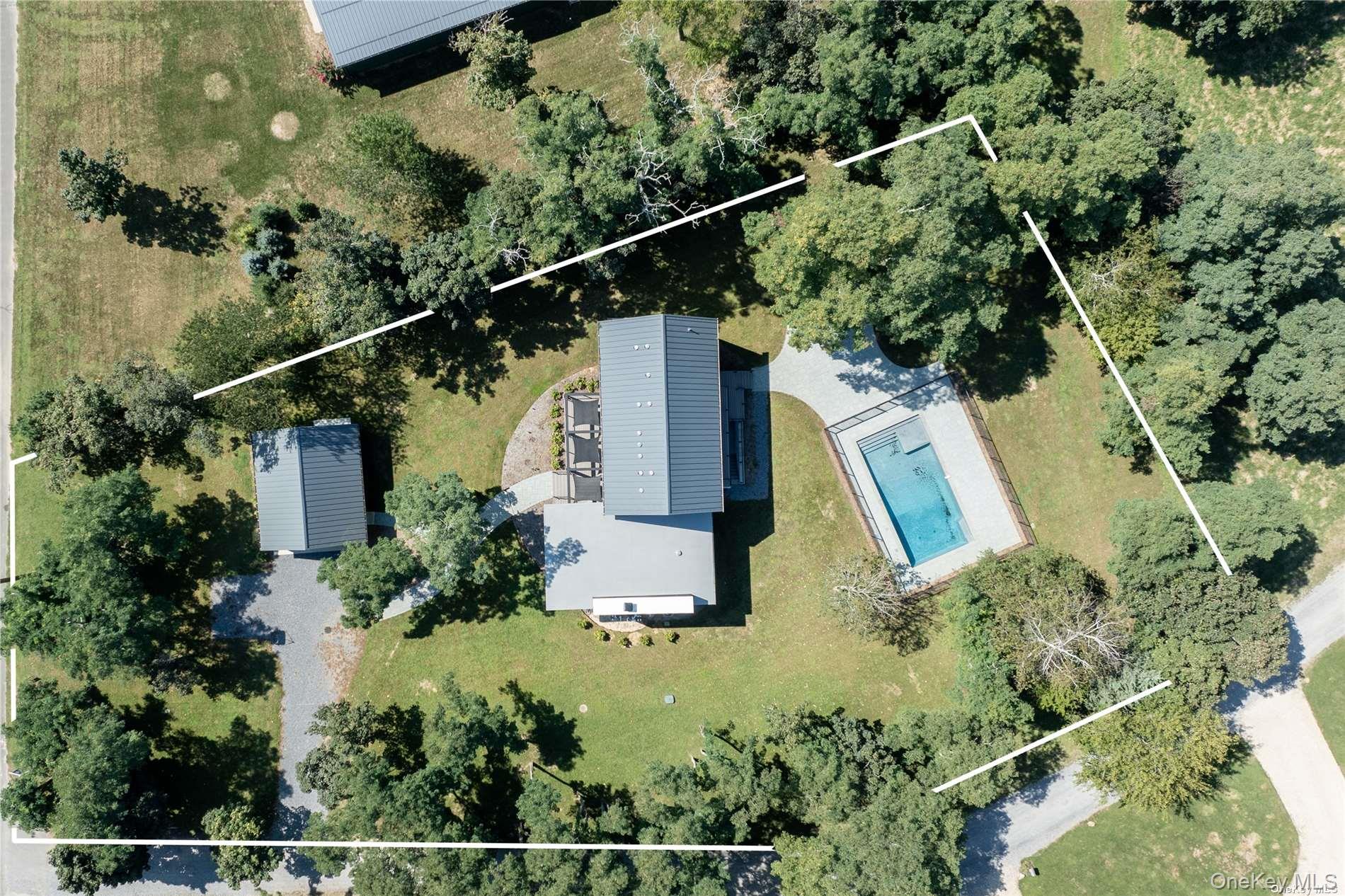 290 Windward Road, Orient NY