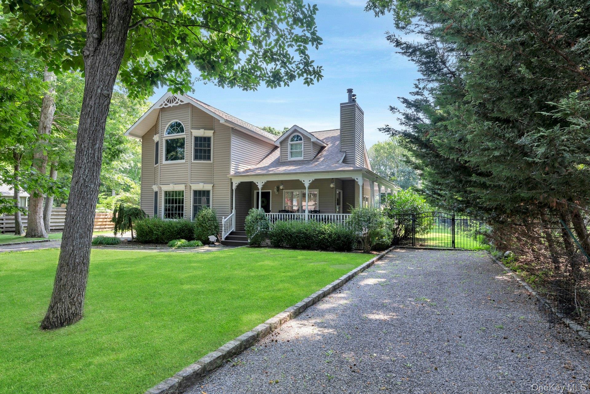 405 The Short Lane, East Marion NY