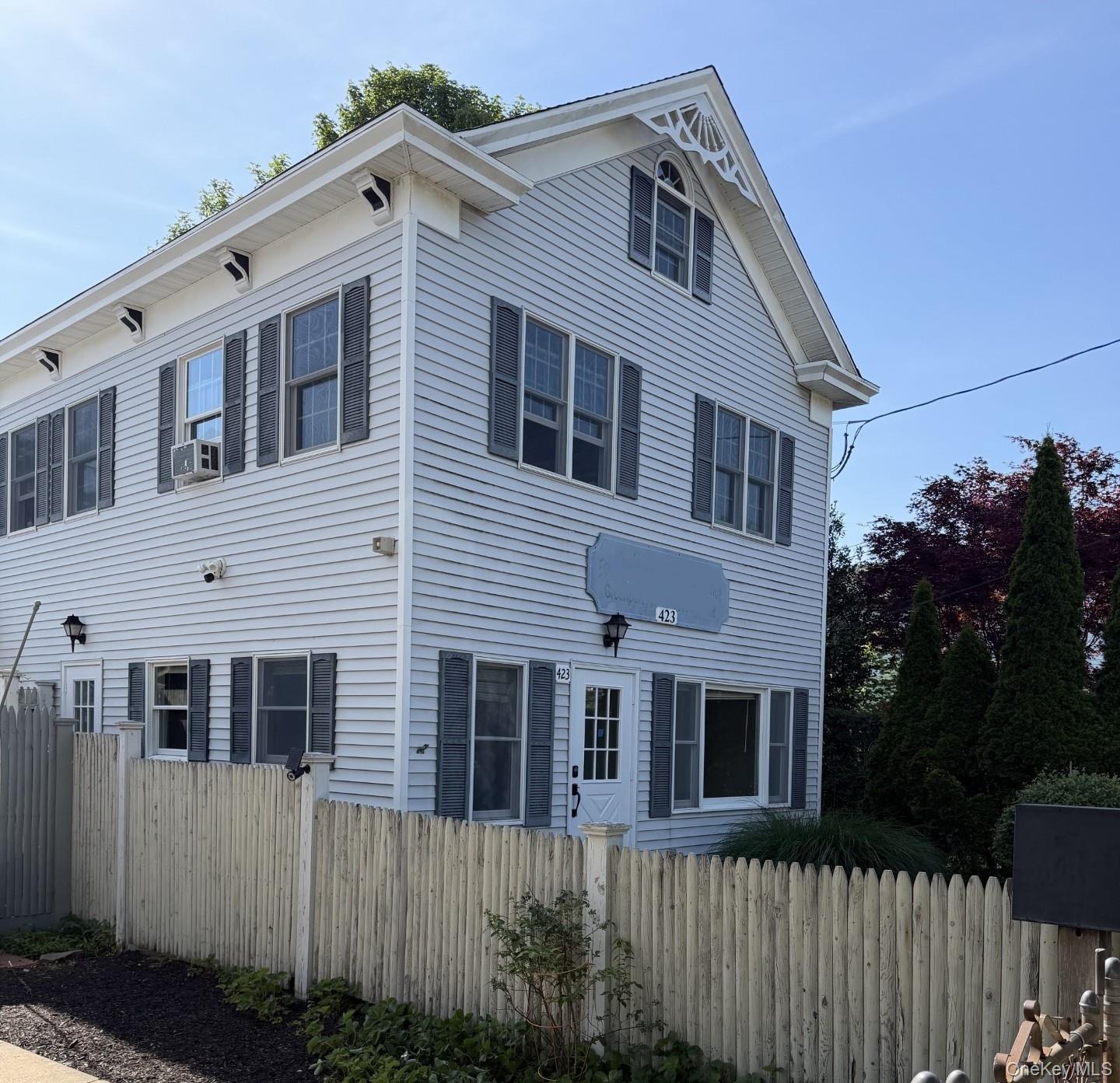 423 1st Street, Greenport NY