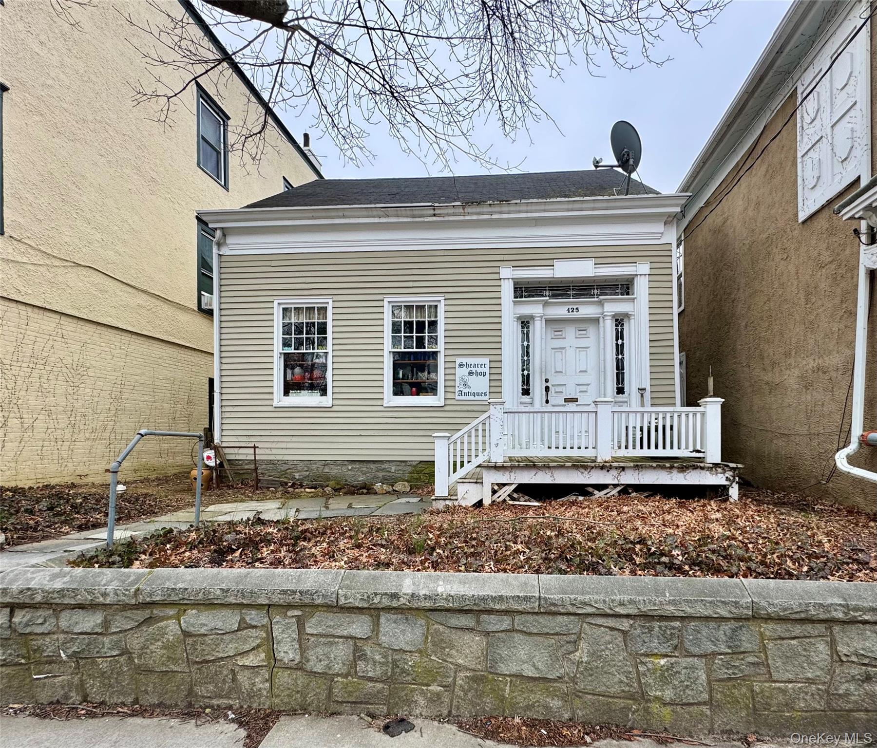 425 Main, Greenport NY