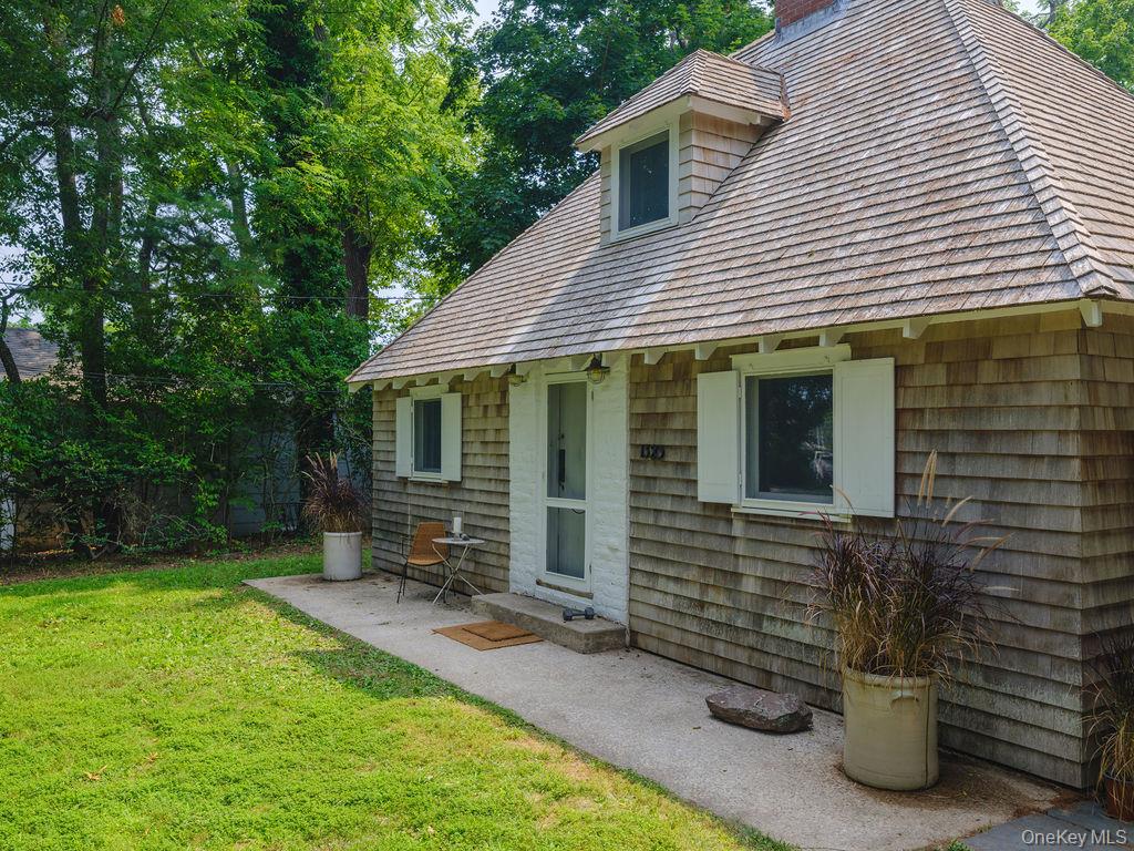 1320 Arshamomaque Avenue, Southold NY